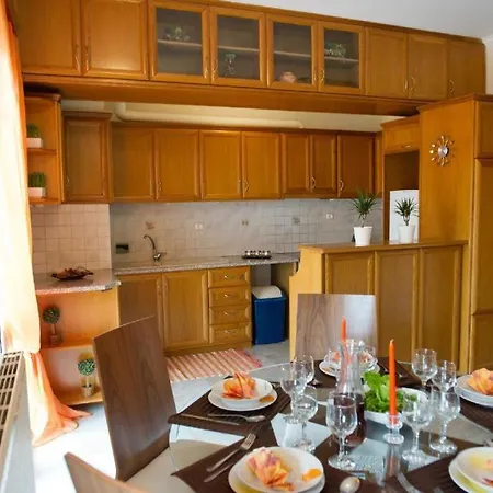 Lefkas & Suites Apartment Lefkada City