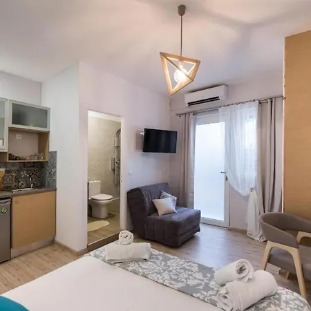 Lefkas & Suites Lefkada City